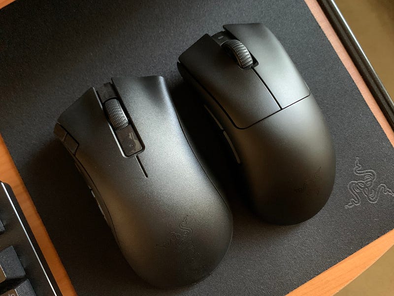 Razer DeathAdder V3 Pro design comparison